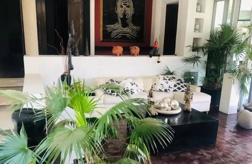 Riberas del Pilar Casa | Casa De Los Artistas