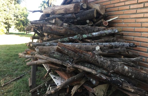 Morada Nova de Minas Chalet De Esquí | Casa de Madeira c/Fogão a lenha e lago para pesca