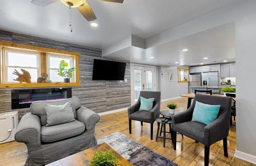 Channel Lake Casa | Casa de Nello - Whole Home
