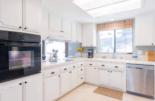 Vista Casa | Retiro aislado en la ladera con piscina de agua salada y spa
