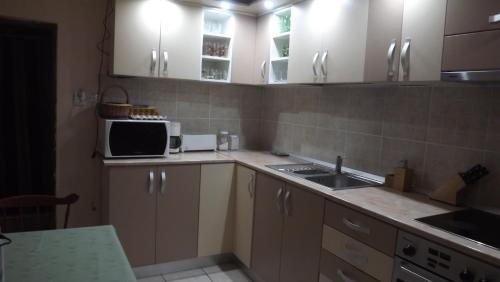 Pietroasa Apartamento | Casa de oaspeti Boga