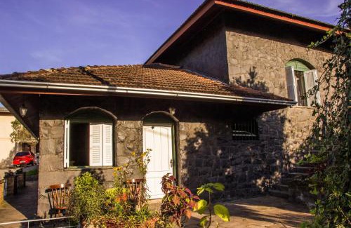 Caminhos da Eulalia Casa | Casa de Pedra Mena Kaho
