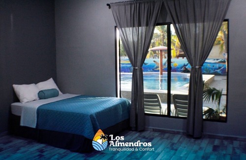 San Luis Talpa Villa | Casa de Playa los Almendros
