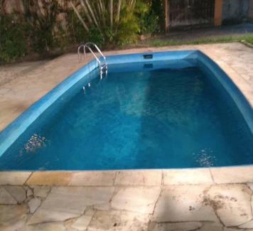 Raul Cury Casa | Casa de Praia com Piscina e Churrasqueira a 450m do Mar