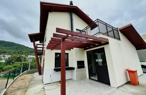 Gamboa Casa | Casa de Praia Completa 2min a pé da praia da Gamboa Garopaba