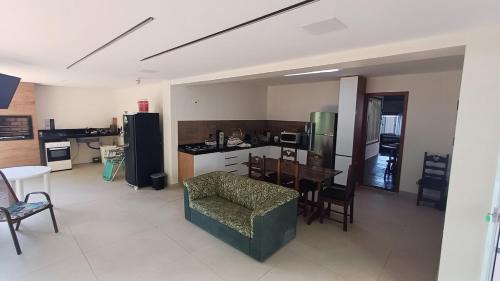 Itauna Casa | Casa de praia em Itaúna, Saquarema, Pertinho do mar 150 m da areia com 3 quartos e ar condicionado