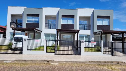 Torres Casa | Casa de Praia em Torres RS Praia Lagoa jardim