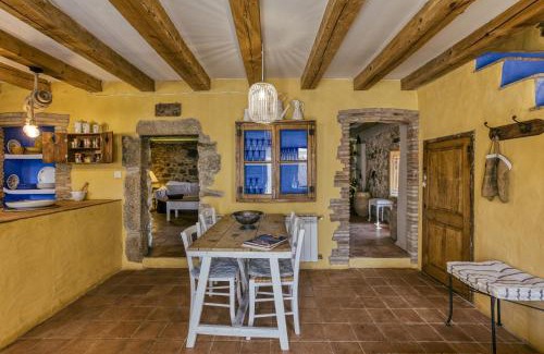 Cantallops Casa | Casa de Pueblo