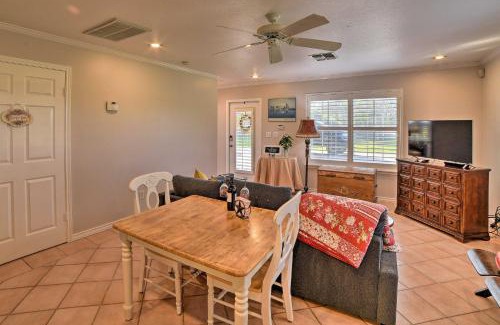 Corpus Christi Casa | Casa de Samuel - Patio, Fountain and Outdoor Kitchen