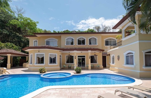 Pacuare Reserve Casa | Casa de Sue�����������������os 8 BDR Casa Privada en Los Sue�������������������os Resort