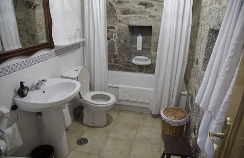 Bealo Casa | Casa de Turismo Rural Os Petroglifos