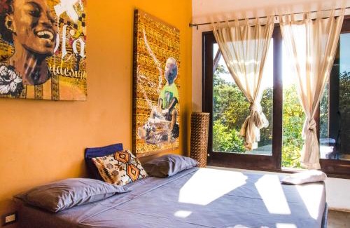 San Juan del Sur Casa | Casa Del Arte - rooms with private and shared bathrooms