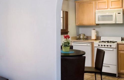 West Beach Casa | Casa Del Mar Inn