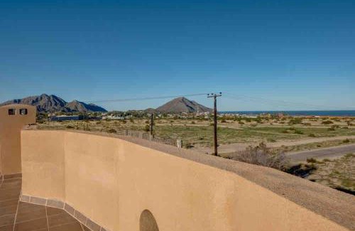 San Felipe Casa | CASA DEL MAR- Sleeps 16, Pool, AC, Wi-Fi, Near Malecón