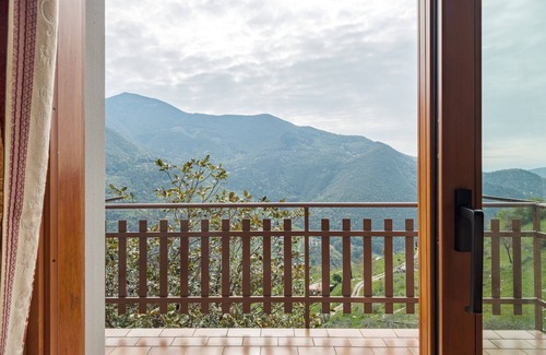 Adrara San Martino Apartamento | Casa del Picchio - Una Habitación Piso, Capacidad 3