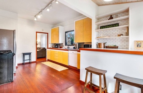 Alberta Arts District Apartamento | Casa del Sol - Walk to Alberta Arts District