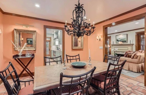Old Northwood Historic District Casa | Casa Delfino - Savor Old World Charm with a Lush Poolside Retreat