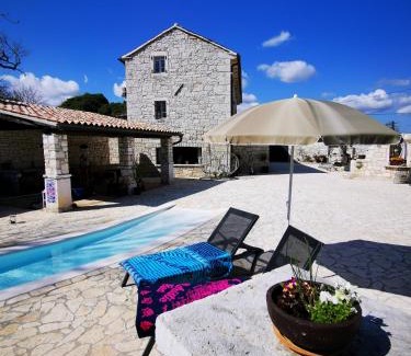 Kringa Casa | Casa della Grofica