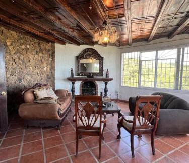 San Juancito Casa | Casa Des Mille Collines