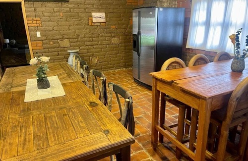 Tequisquiapan Cabaña | Hermosa Cabaña Magnolias para 21 personas con alberca/jacuzzi (Petfriendly)