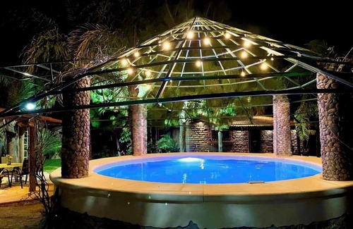 Tequisquiapan Cabaña | Hermosa Cabaña Magnolias para 21 personas con alberca/jacuzzi (Petfriendly)