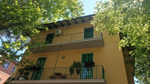 Santo Stefano Apartamento | Casa di Dora elegante 3 camere Sant'Orsola