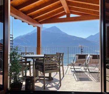 Calozzo Casa | Casa di Luna - Pianello del Lario by LoveComo