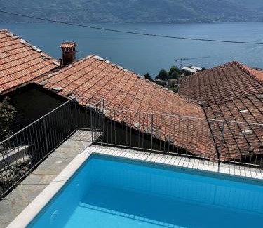 Calozzo Casa | Casa di Luna - Pianello del Lario by LoveComo