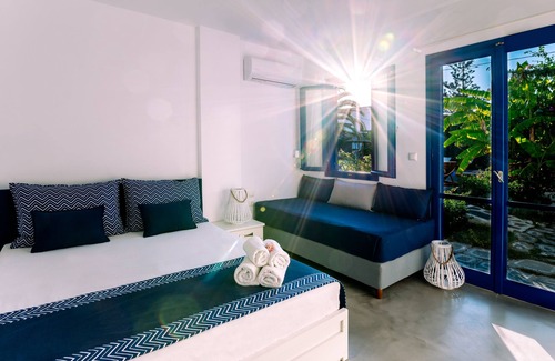 Parikia Hotel | Casa di Roma