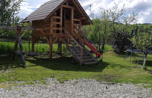 Soars Casa | Casa din Barcut