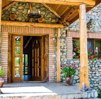Perisani Casa | Casa din Piatra
