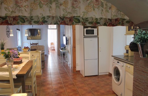 Angra do Heroismo Casa | Casa do Chafariz, a hideaway between green and sea