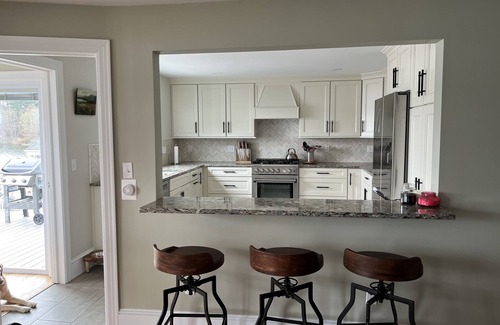 Pittsfield Casa | Ridge House - Casa frente al mar con muelle privado en Pontoosuc Lake