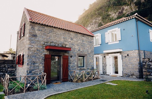 Porto Moniz Villa | Casa do Mar - Casas Calhau Miúdo