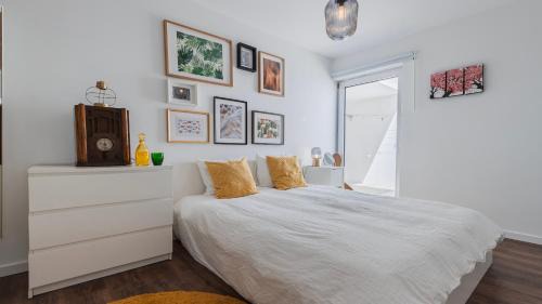 Carrasqueira Casa | Casa do Meco by LovelyStay