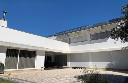 Santa Maria da Feira Casa | Casa do Pinheiro Pool and SPA