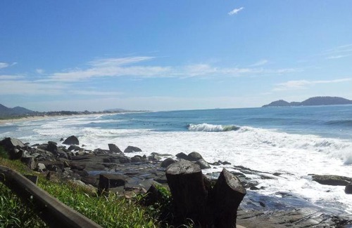 Morro das Pedras Casa | Casa Dois Quartos Pertinho do Mar