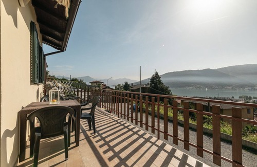 Sarnico Apartamento | Casa Dolce Casa - Two Bedroom Apartment, Sleeps 3