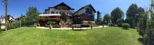 Curtea De Arges Hotel | Casa Domneasca