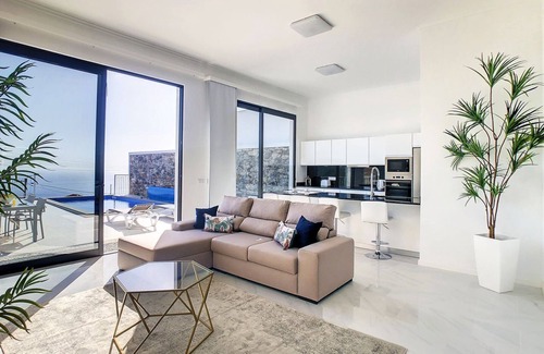 Estrela da Calheta Casa | Casa dos Amores by LovelyStay
