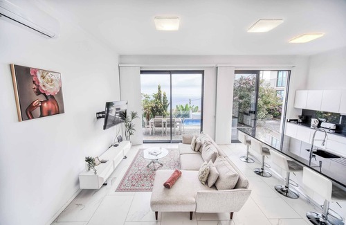 Estrela da Calheta Villa | Casa dos Amores - Three Bedroom Villa, Sleeps 6