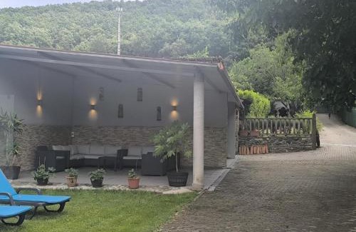 Braganca Casa | Casa Dos Avós
