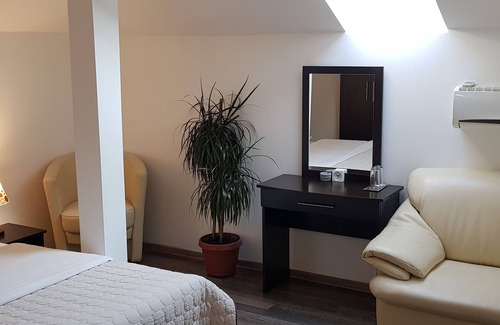 Savinesti Casa | Casa Drumeţului