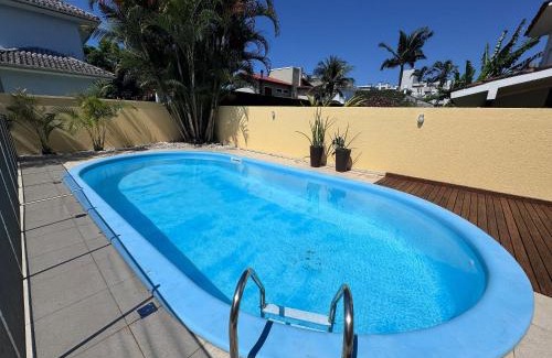 Jurere Internacional Casa | Casa Duplex c/Piscina a 850m da Praia RDT0124