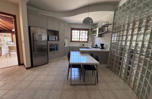 Jurere Internacional Casa | Casa Duplex c/Piscina a 850m da Praia RDT0124