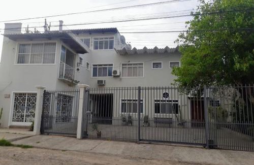 Vargas Casa | Casa e Ateliê de pintura Neiva Mario