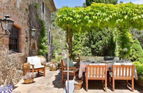 Mont-Ras Casa | CASA EL MOLI DE CAN BURJATS con piscina y chimenea