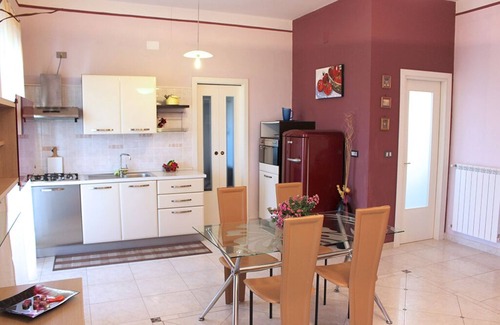 Marina di Ascea Apartamento | Elegante casa de vacaciones a solo 70 metros del mar azul de Ascea Marina