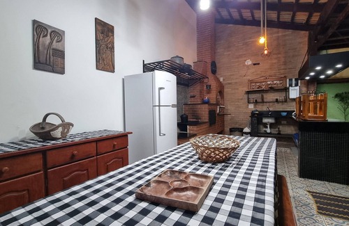Raul Cury Casa | Casa Elegante Piscina area Gourmet