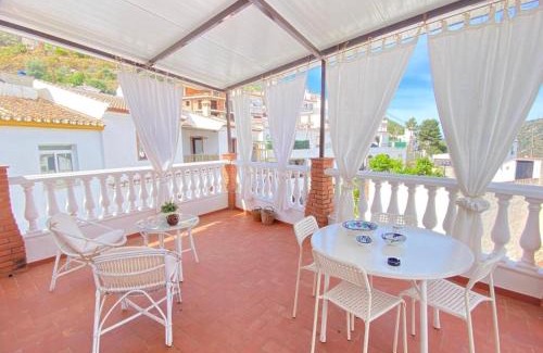 Sayalonga Apartamento | Casa Elodí, 3 beautiful apartments and 1 private studio in Sayalonga